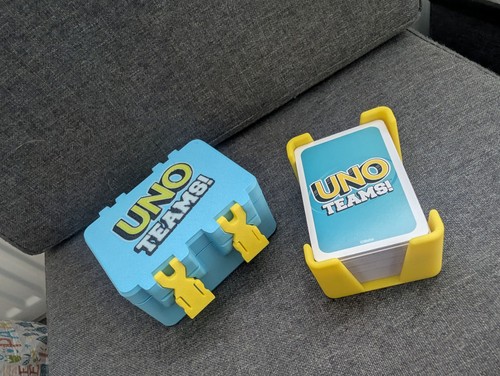 Uno teams card game - teams,